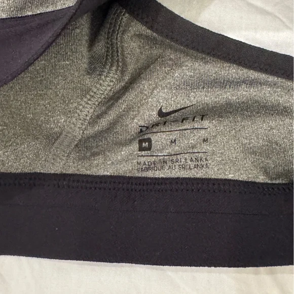 Nike Women's Gray Sports Bra m - Picture 2 of 4